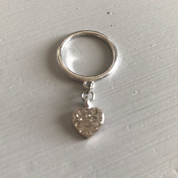 Heart charm ring - Picture 6 of 8